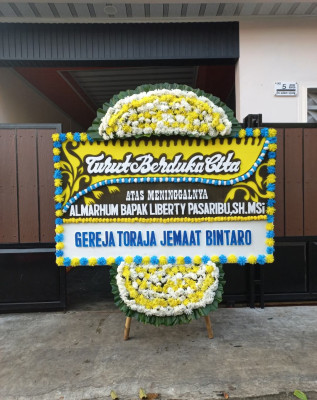 Papan Bunga Duka di Taratara Dua
